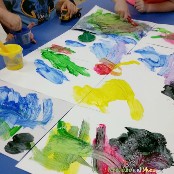 Cooperative friendship art for preschoolers!