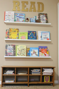 A homeschool room that looks neat and modern! Inspiration for homeschool room set-up.