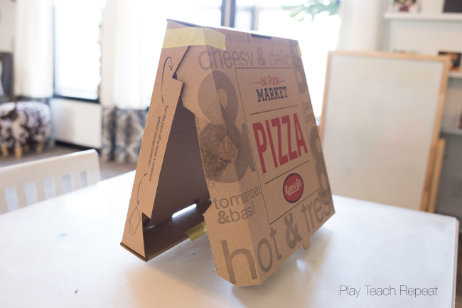 How To Make: Pizza Box Easel – Munchkins and Moms