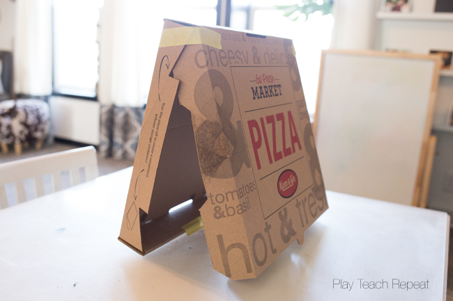 Pizza Box Art Easels – Munchkins and Moms